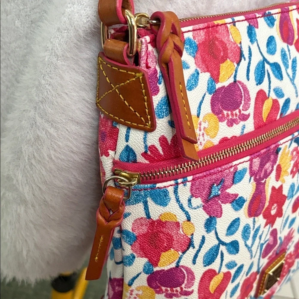 Dooney & Bourke Pink & Red Floral Crossbody Bag/tan leather trim S-M size EUC
